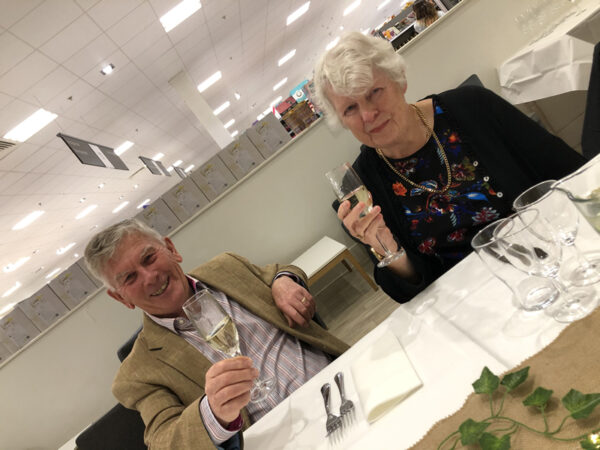 WeFiFo SimonSpooner guests2